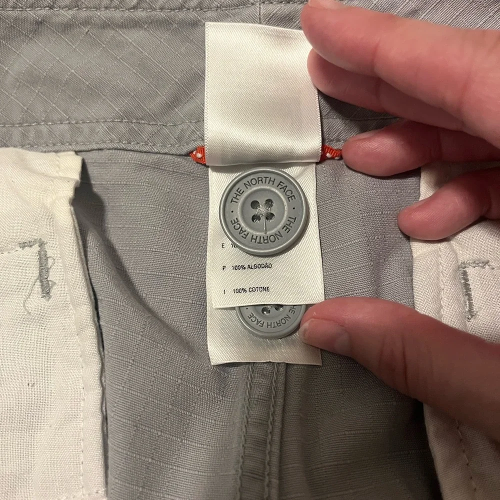 The‎ North Face rip stop cotton gray shorts women’s 6 tall